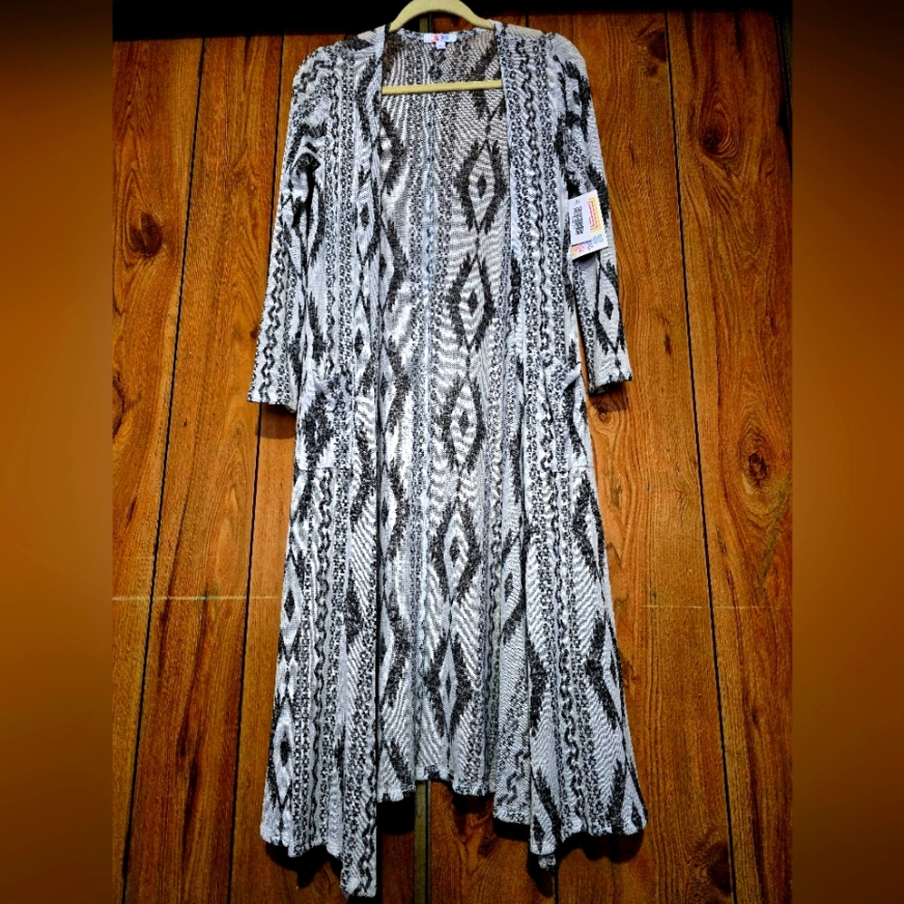 LuLaRoe HTF Vintage Aztec Sarah